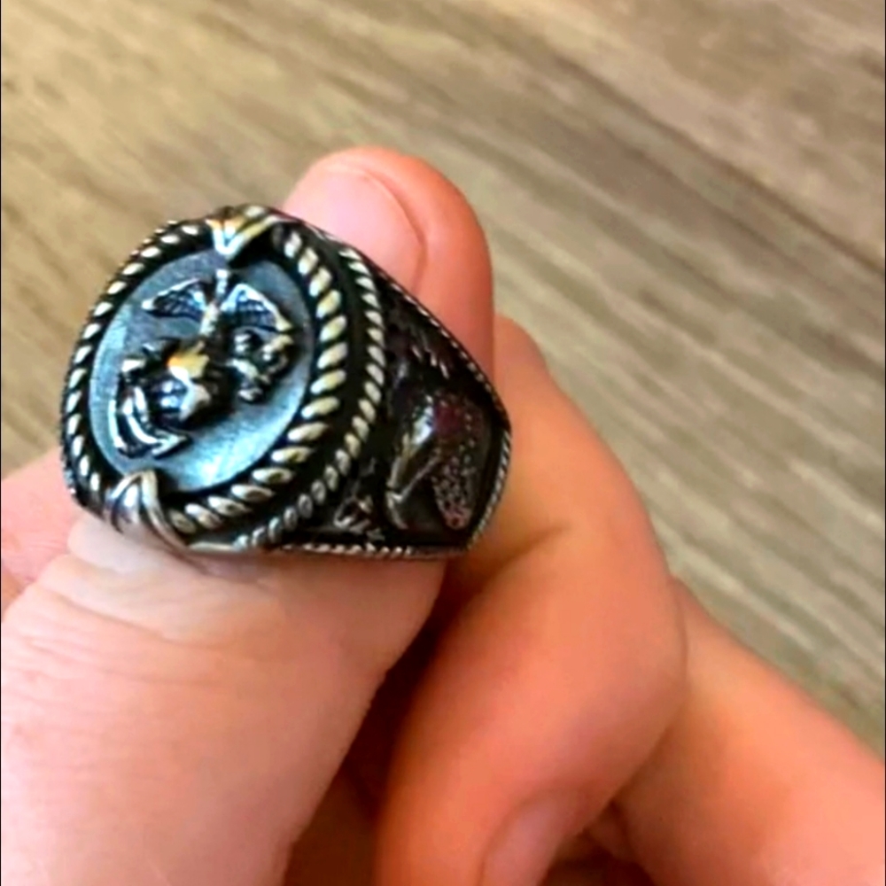 New USMC Marine corps ring size 9 to 13 available.  Other USMC rings etc listed